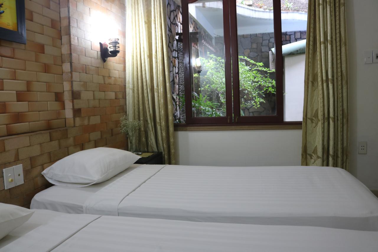Nhi Trung Hotel هوي ان المظهر الخارجي الصورة